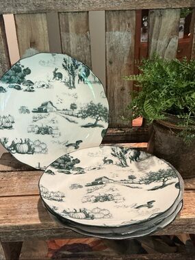 Fall Inspired Ceramic Appetizer Plates - Set of 4